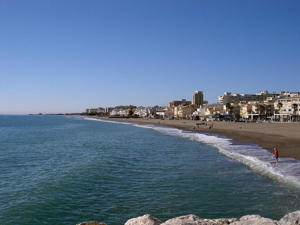 Luxury Carihuela Beach Торемолинос Екстериор снимка
