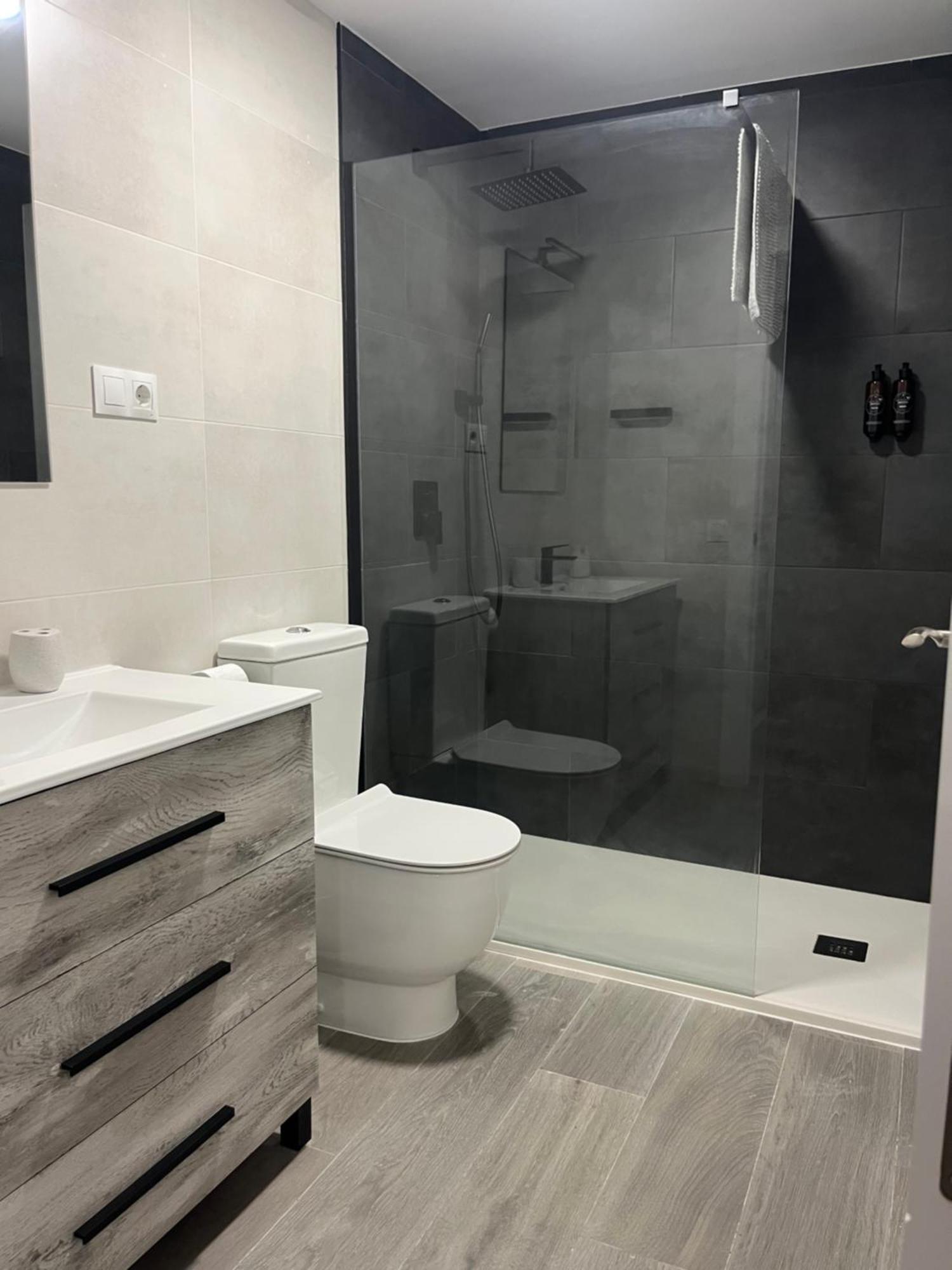 Luxury Carihuela Beach Торемолинос Екстериор снимка